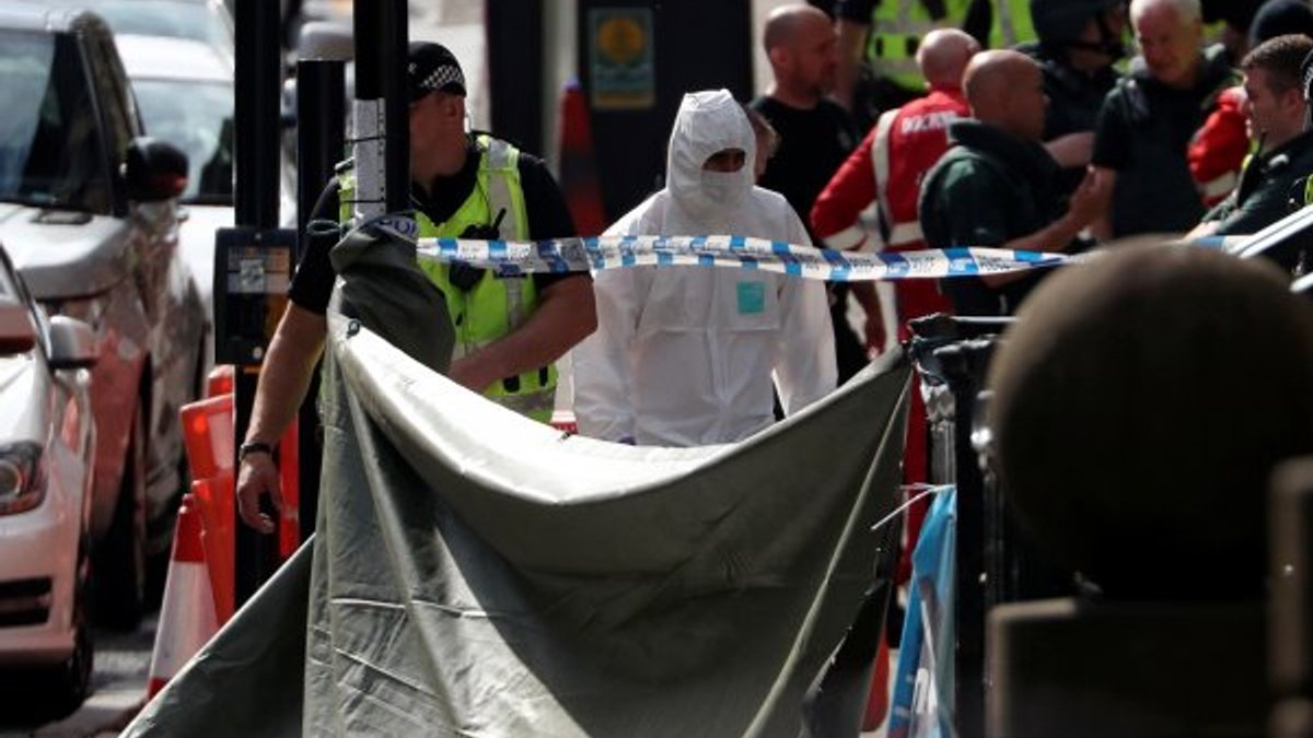 İskoçya'da 6 kişiyi bıçaklayan saldırgan vuruldu