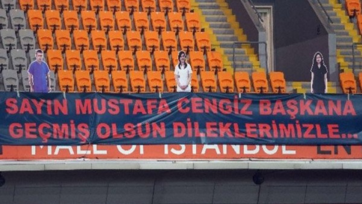 Başakşehir’den Mustafa Cengiz için pankart