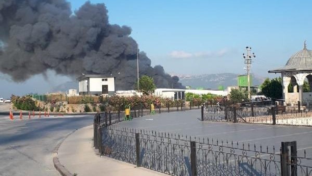Adana'da nişasta fabrikasında yangın