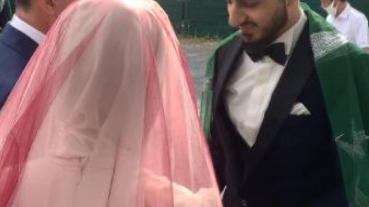 Almanya'da koronavirüs önlemli Türk düğünü
