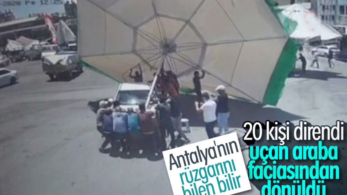 Antalya’da çıkan hortum şemsiyeleri uçurdu