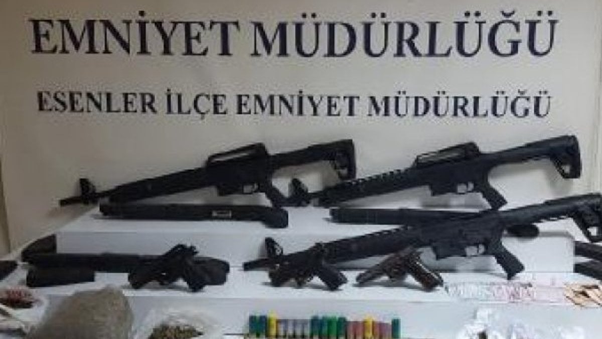 İstanbul'da 5 ilçeye uyuşturucu operasyonu