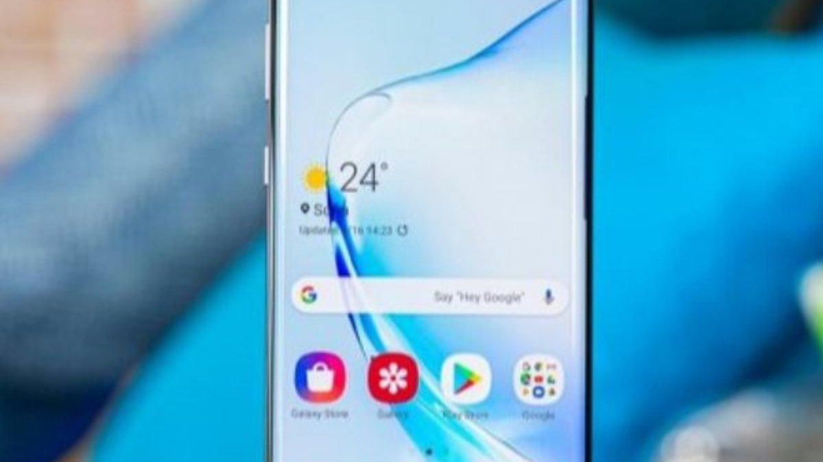 Samsung, telefonların kutusuna şarj cihazı koymayabilir