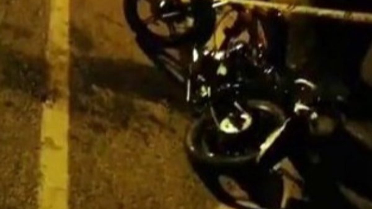 Sakarya'da otomobil motosiklete çarptı: 1 ölü 2 yaralı