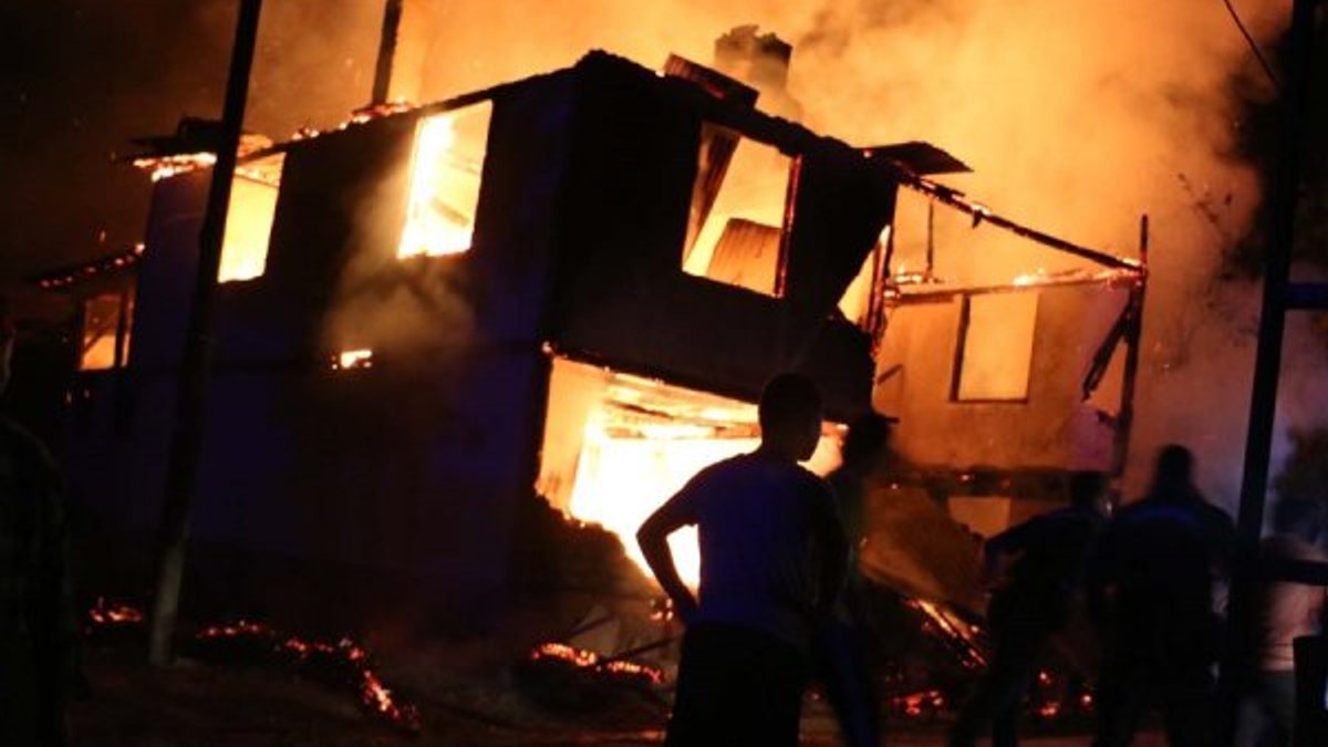 Bolu’daki bir evde çıkan yangında 2 kardeş öldü