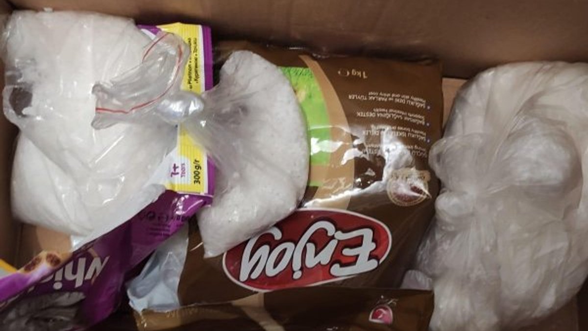 Van'da uyuşturucuyu kedi maması poşetlerine zulaladı