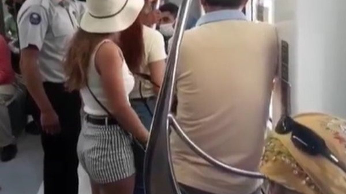 Antalya'da tramvayda maske gerginliği
