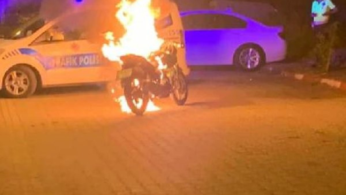 Aydın'da polis ceza yazınca, motosikletini yaktı