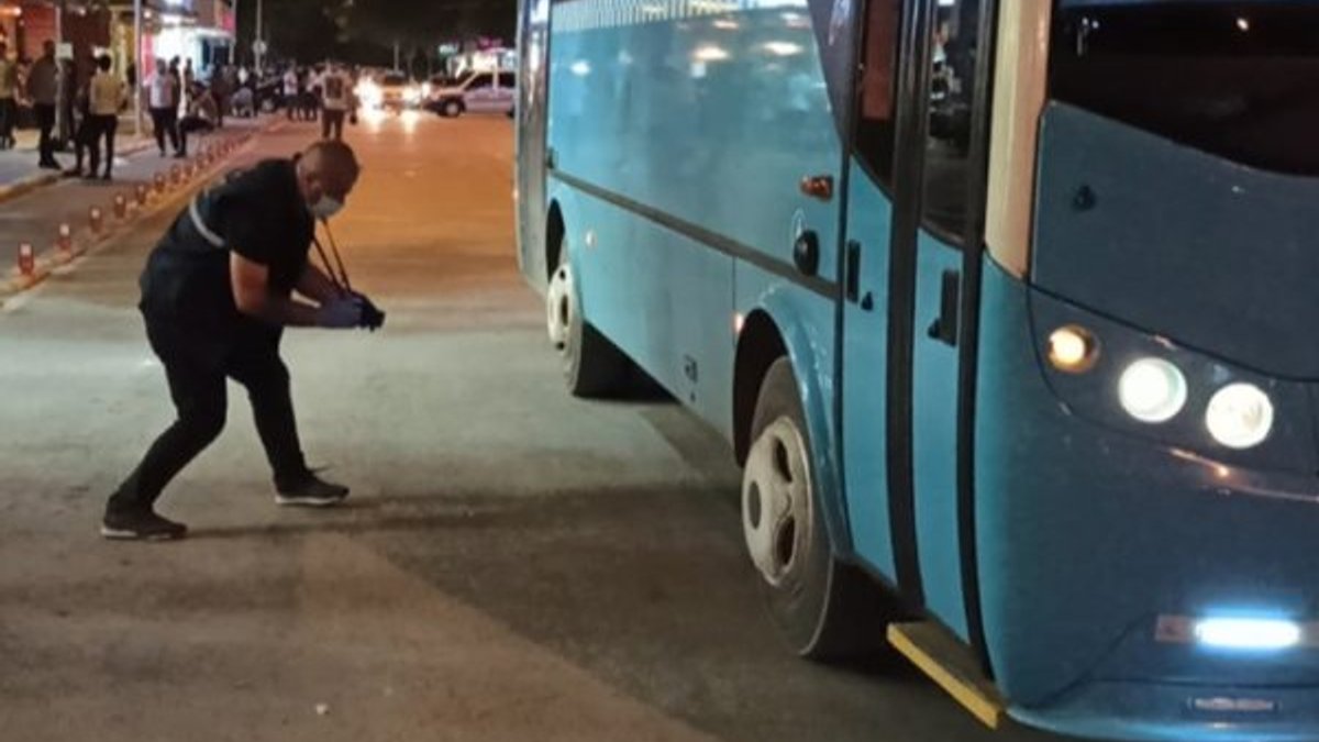 Kahramanmaraş'ta otobüsün altında kalan çocuk can verdi