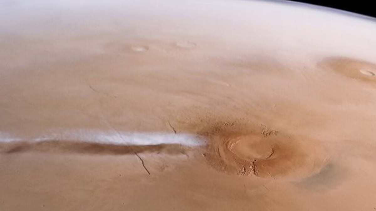 Mars'taki gizemli bulut yeniden ortaya çıktı