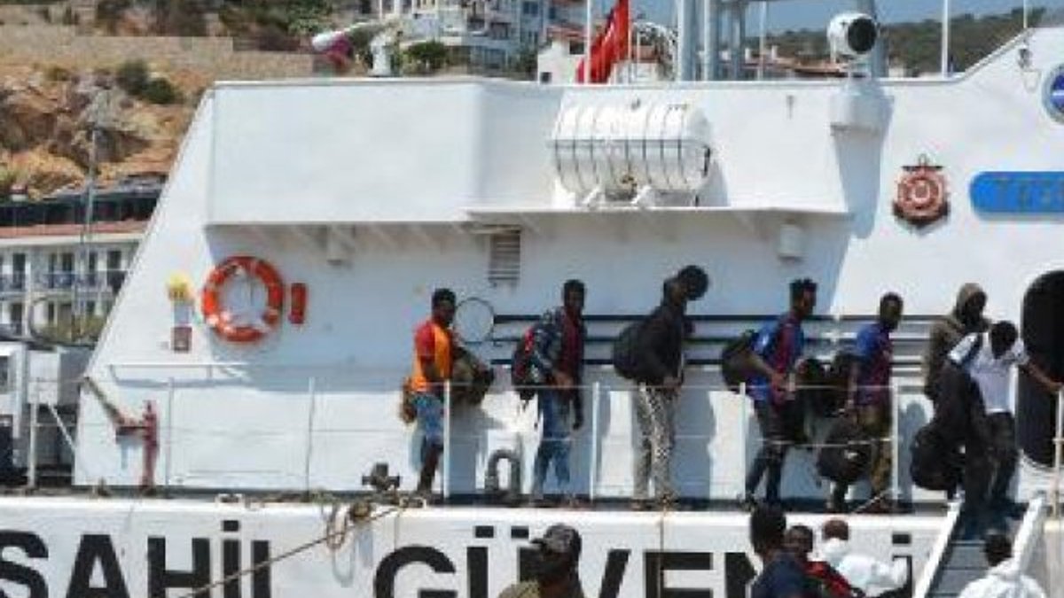 Datça açıklarında 37 kaçak göçmen yakalandı