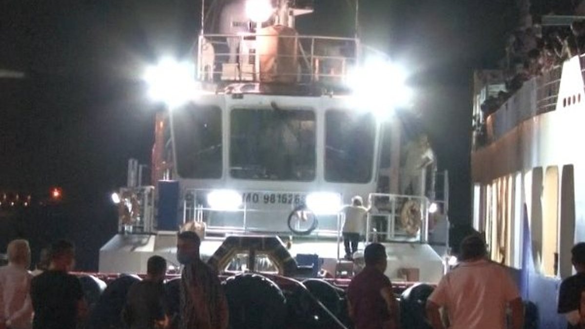 Marmara Denizi'nde arabalı feribot arıza yaptı