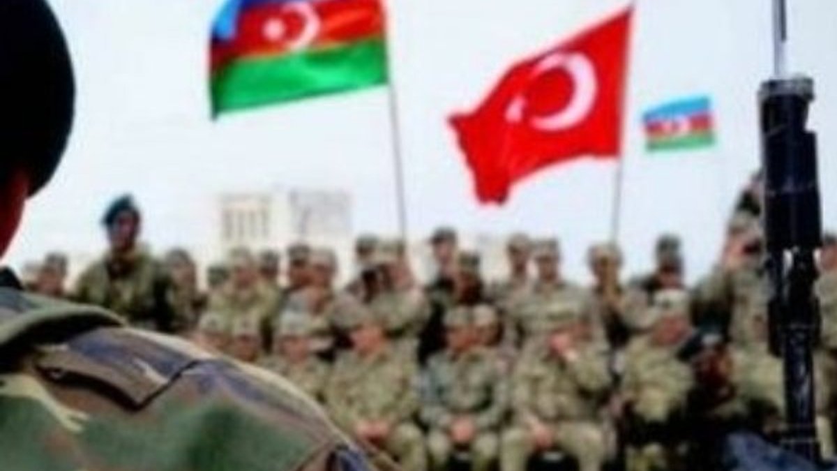 Azerbaycan ve Türk askerleri birlikte eğitim yaptı