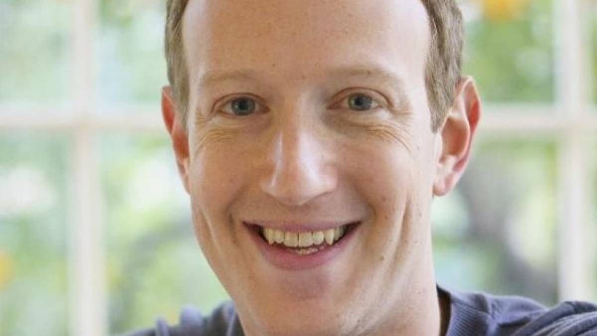 Facebook’un patronu senti bilyoner oldu