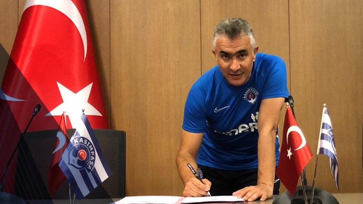 Kasımpaşa, Mehmet Altıparmak ile sözleşme imzaladı