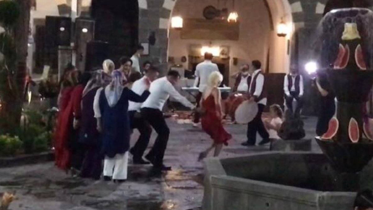 Diyarbakır'da düğünlere 3 saat sınırlaması ve oyun yasağı