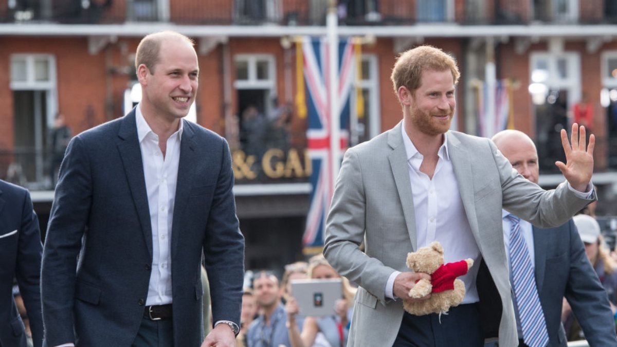 Prens Harry ve Prens William iki ay konuşmadı iddiası