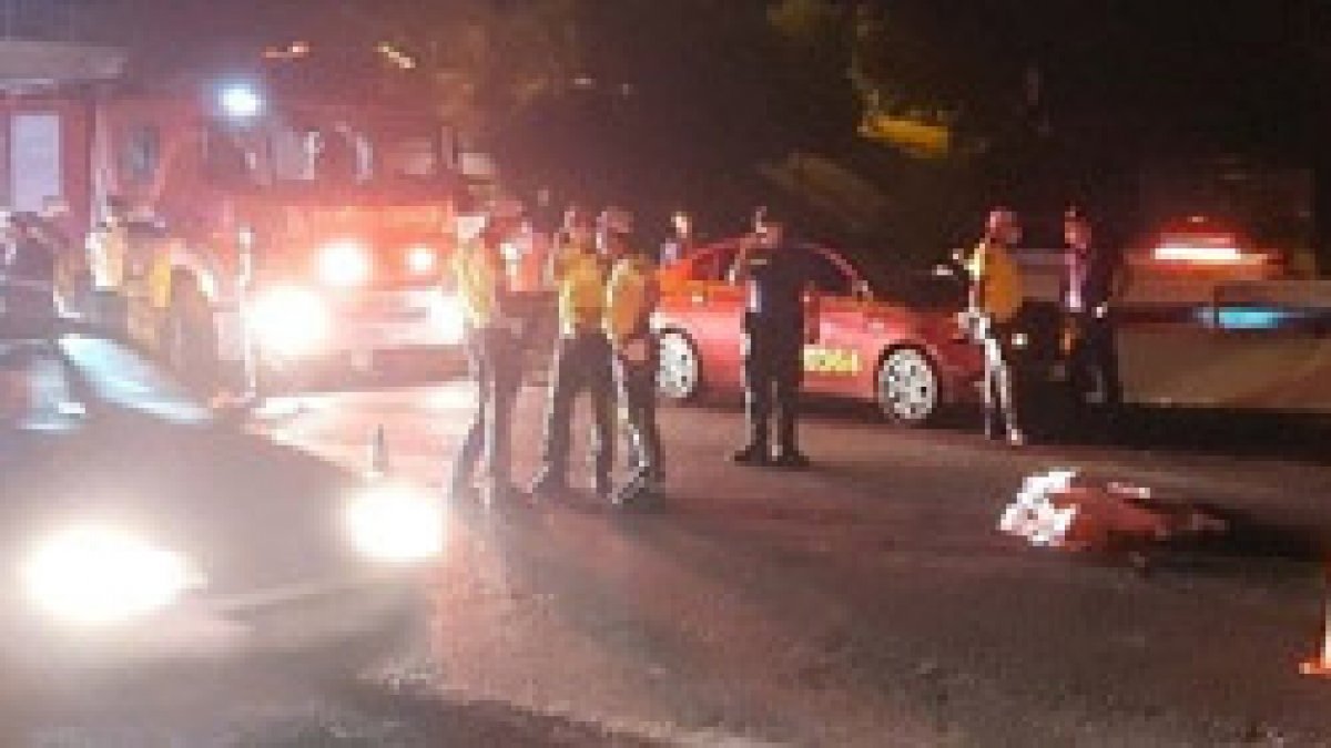Silivri'de yolun karşısına geçen kişiye 3 araç çarptı
