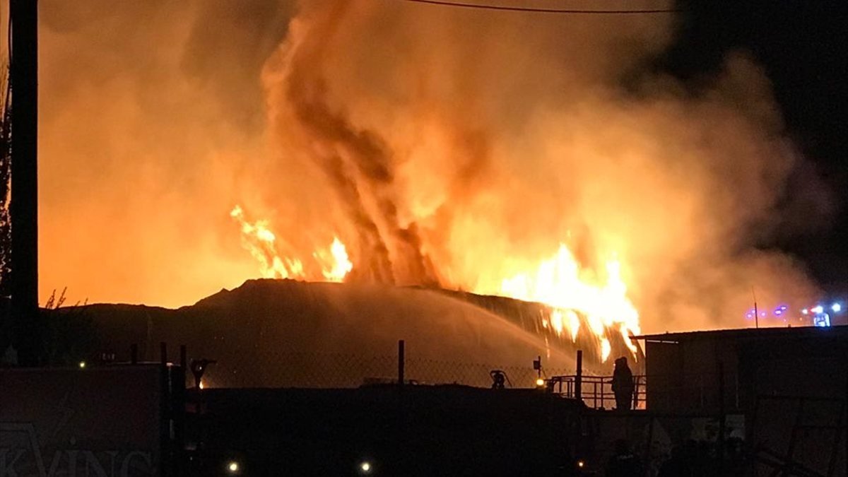 Gaziantep'te kereste fabrikasında yangın