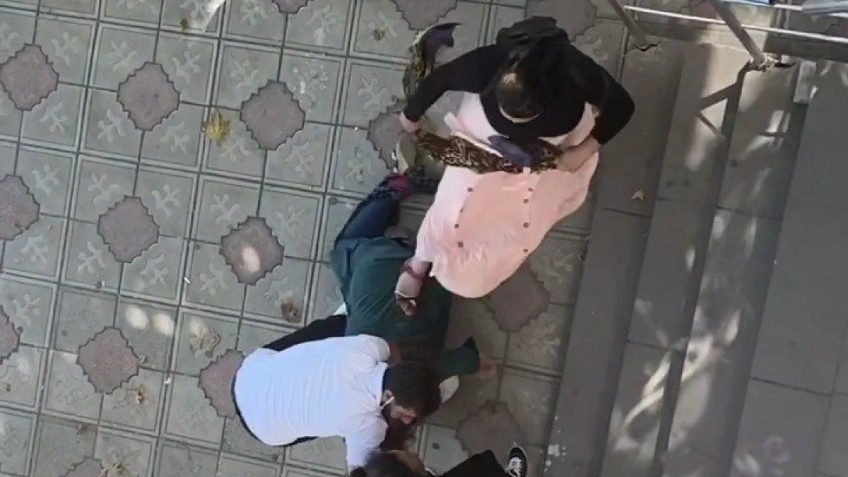 Karabük'te kadınların cadde ortasındaki 'koca' kavgası