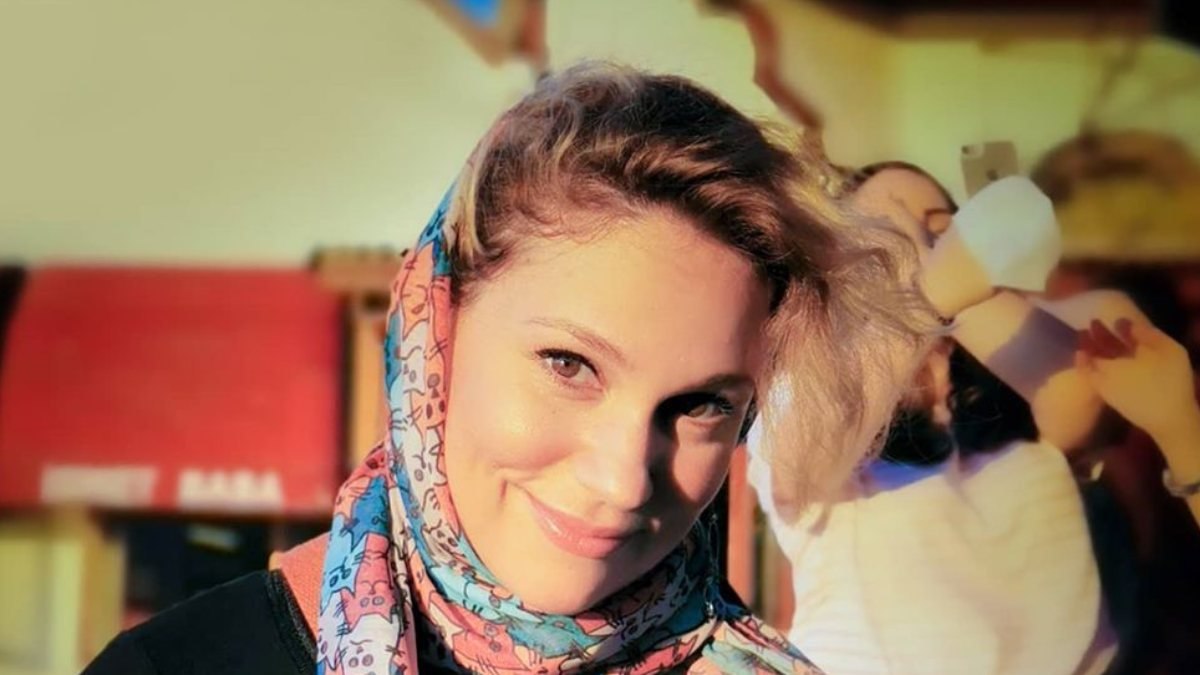 Farah Zeynep Abdullah: Kalbim boş