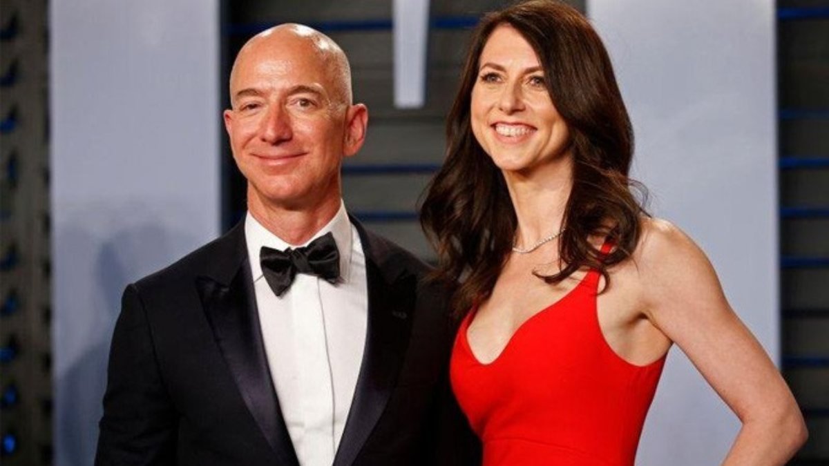 Jeff Bezos'un eski eşi Mackenzie Scott, dünyanın en zengin kadını oldu
