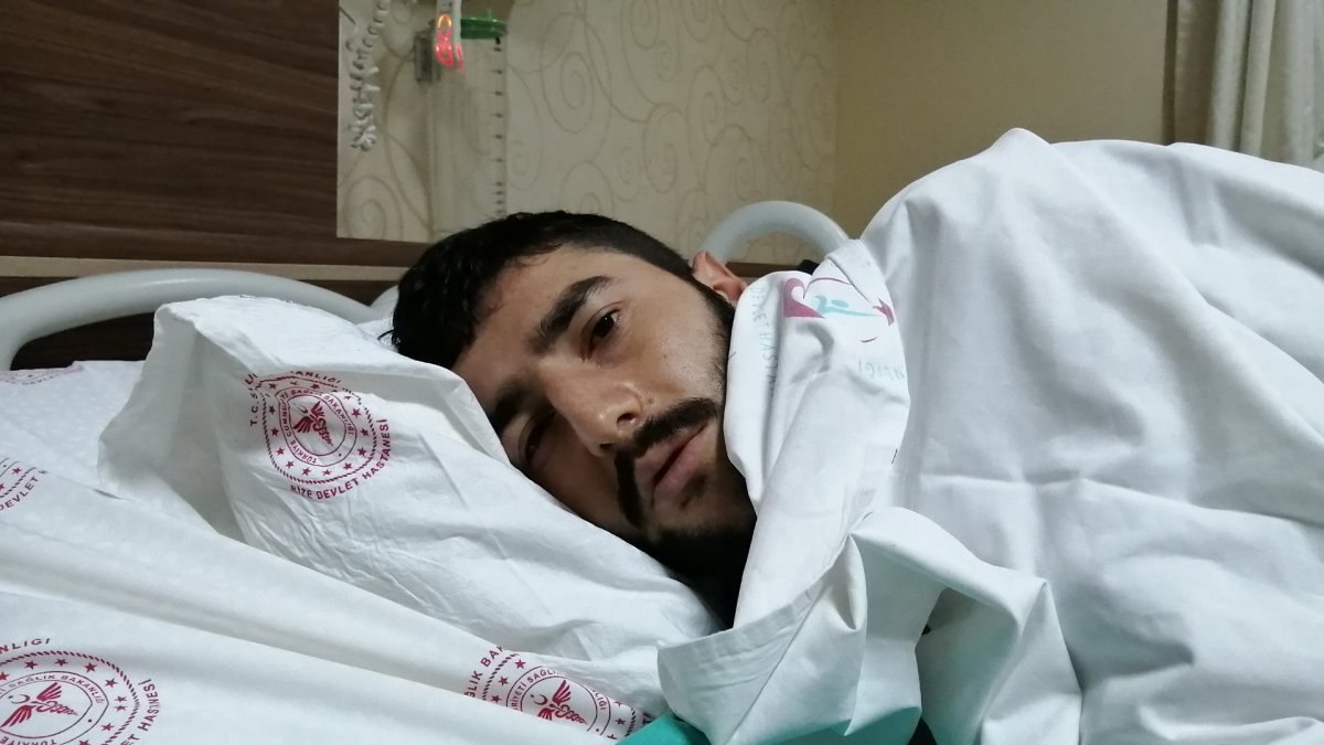 Rize'de taş zannetti, kafasından yorgun mermi çıktı