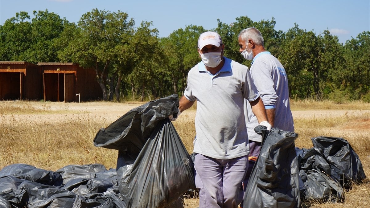 Lüleburgaz'da temizlik işçilerinden piknikçilere çöp tepkisi