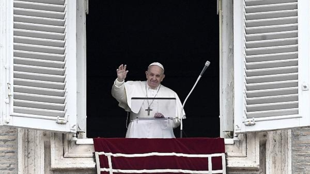 Papa Francis, koronavirüs salgınını fırsata çevirenleri uyardı