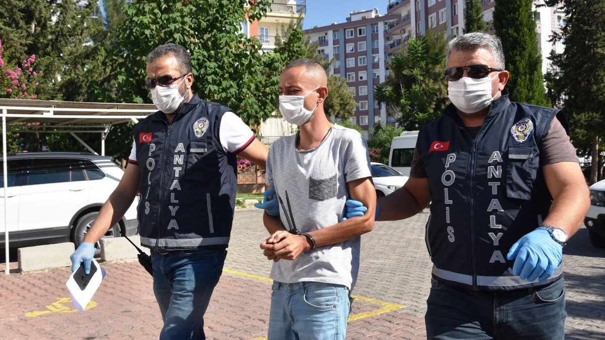 Antalya'da annesini öldüren zanlı hakkındaki iddianame tamamlandı