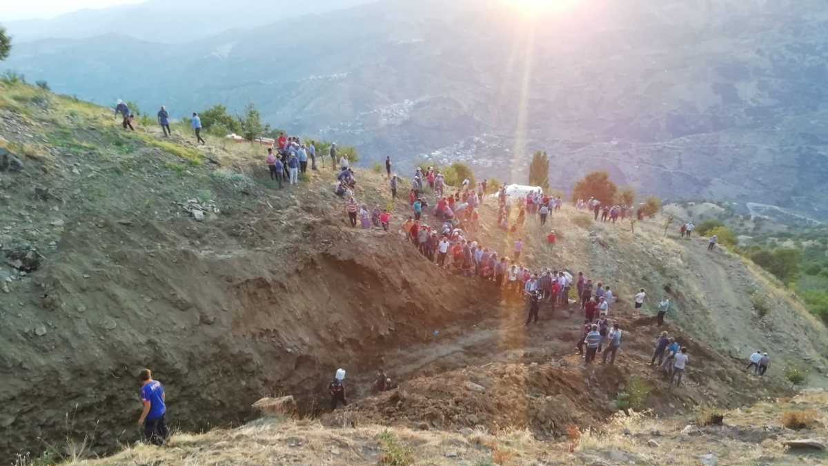 Aydın'da göçük altında kalan iki kişi hayatını kaybetti