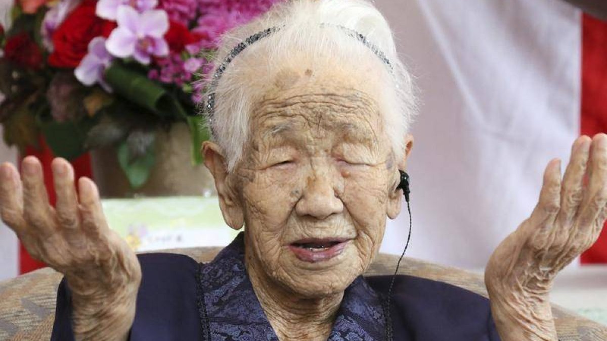 Japonya'da yüz yaşını aşmış 80 binden fazla kişi var