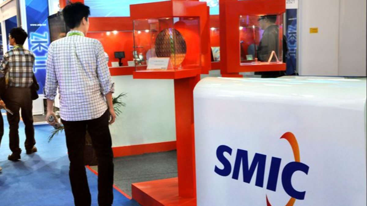 Donald Trump, Çin'in en büyük yonga üreticisi SMIC'i yasakladı