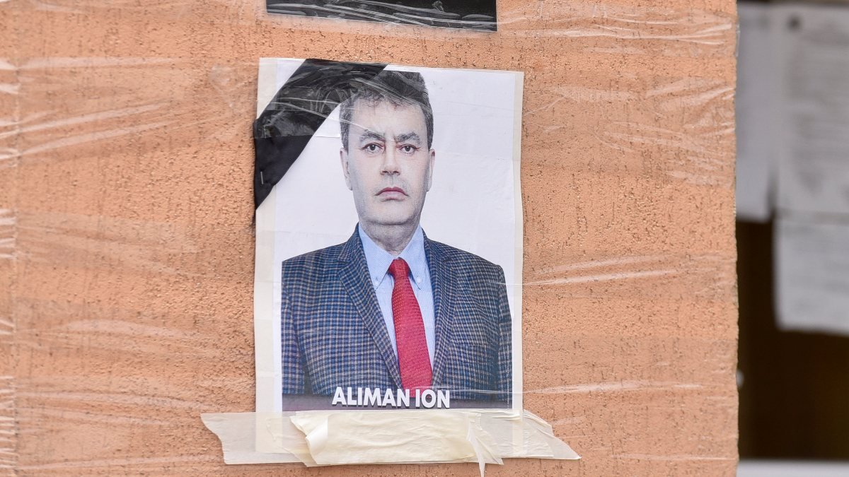 Romanya'da koronavirüsten ölen aday belediye başkanı seçildi
