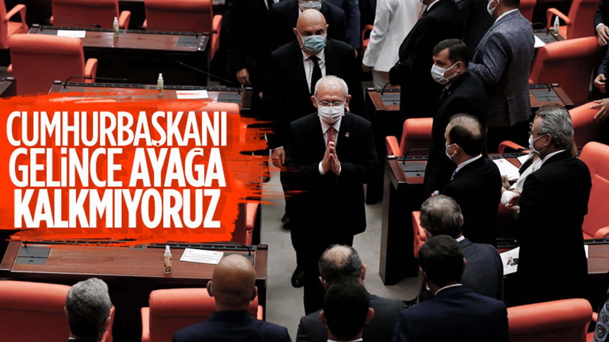 Cumhurbaşkanı Erdoğan Meclis'e girince CHP'liler ayağa kalkmadı