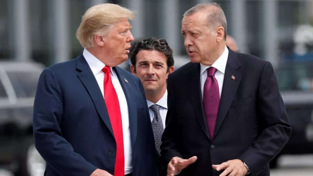 Cumhurbaşkanı Erdoğan'dan Trump ile eşine geçmiş olsun mesajı