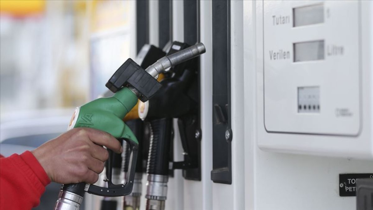 Benzine 16 kuruş zam: 8 Ekim'den itibaren pompaya yansıyacak