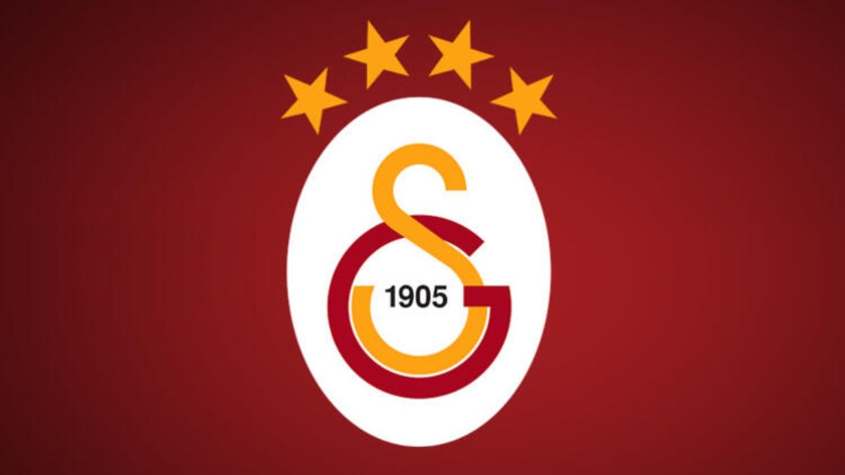 Galatasaray'dan iki isme zorunlu maaş indirimi