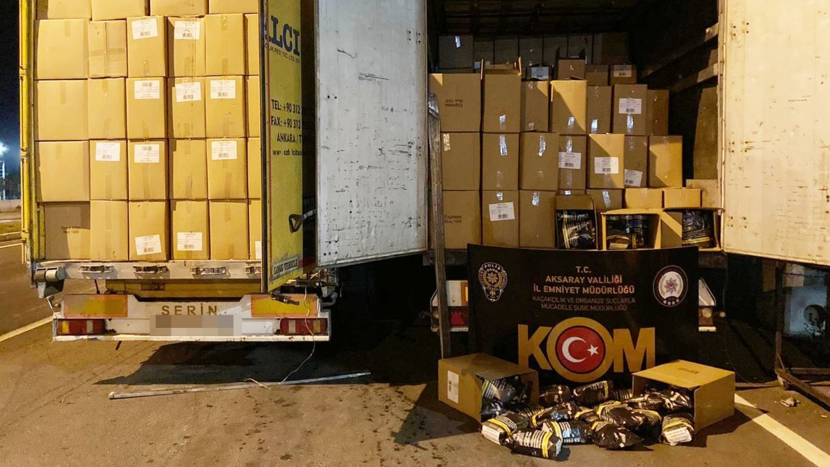 Aksaray polisi 19 ton kaçak tütün ele geçirdi