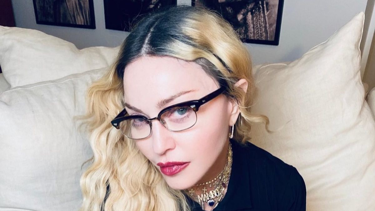 Madonna saç rengini değiştirdi