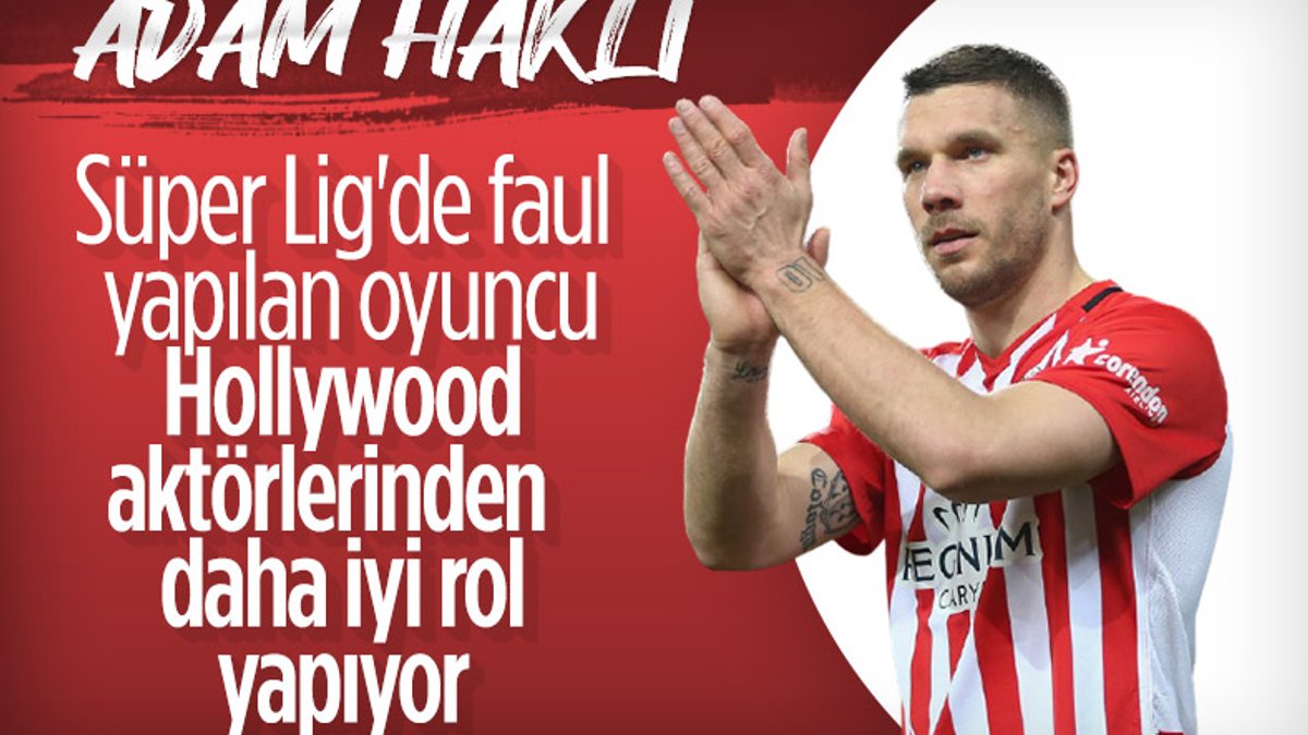Podolski: Süper Lig'de hakemler çabuk kart gösteriyor