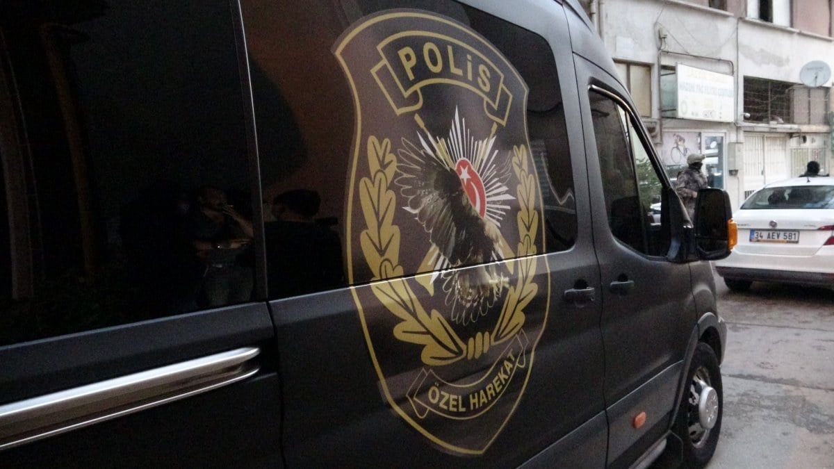 Bursa'da FETÖ operasyonu: 6 gözaltı