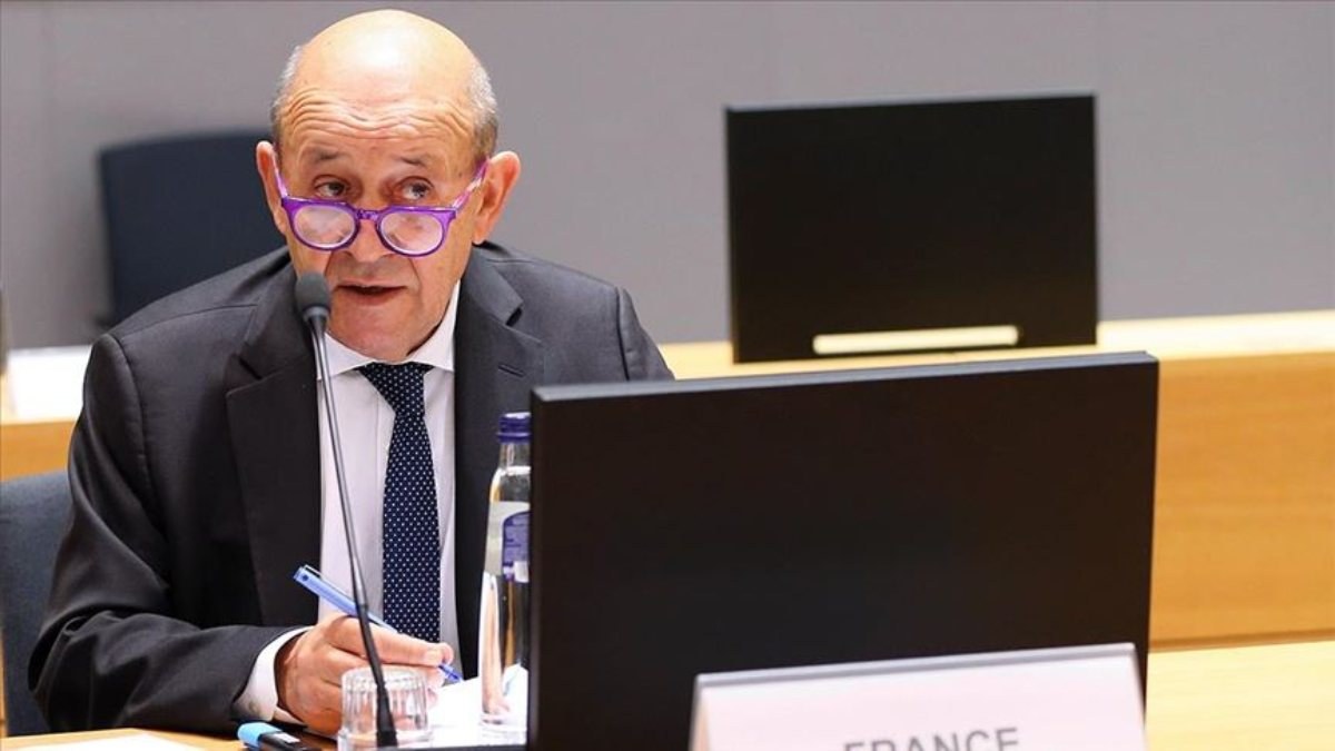 Fransa Dışişleri Bakanı Jean-Yves Le Drian, Karabağ'da tarafsızlığı savundu