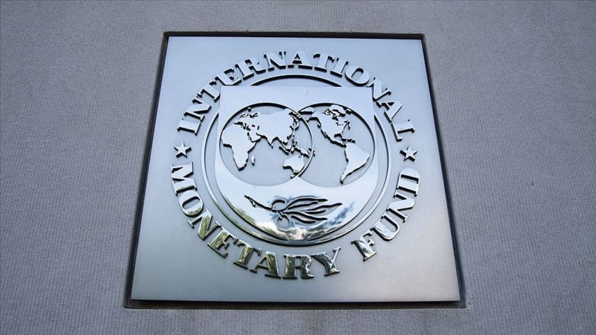IMF, petrol fiyatlarının 2021'de 46.7 dolar olacağını raporladı