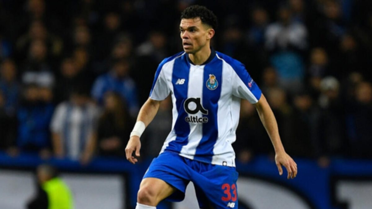 Porto, Pepe ile sözleşme uzatıyor