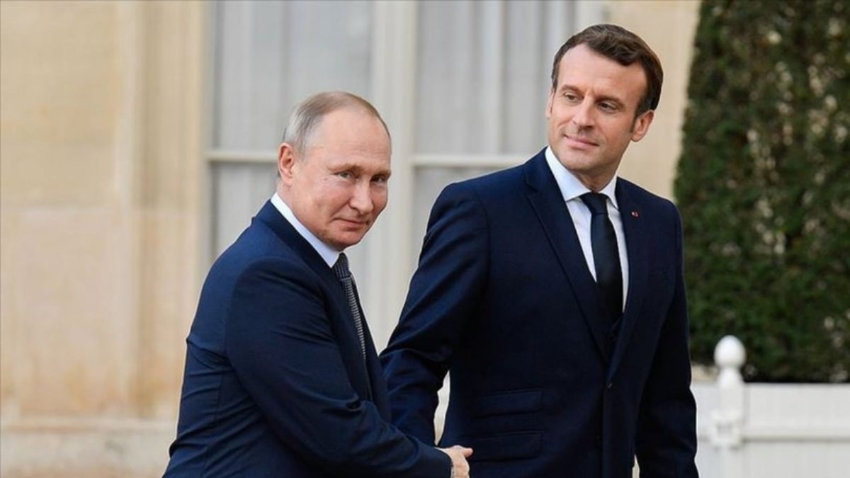 Macron'dan Putin'e terörle mücadelede iş birliğini güçlendirme çağrısı