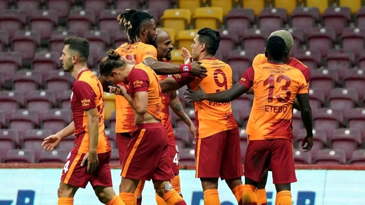 Galatasaray'ın Erzurumspor maçı kadrosu
