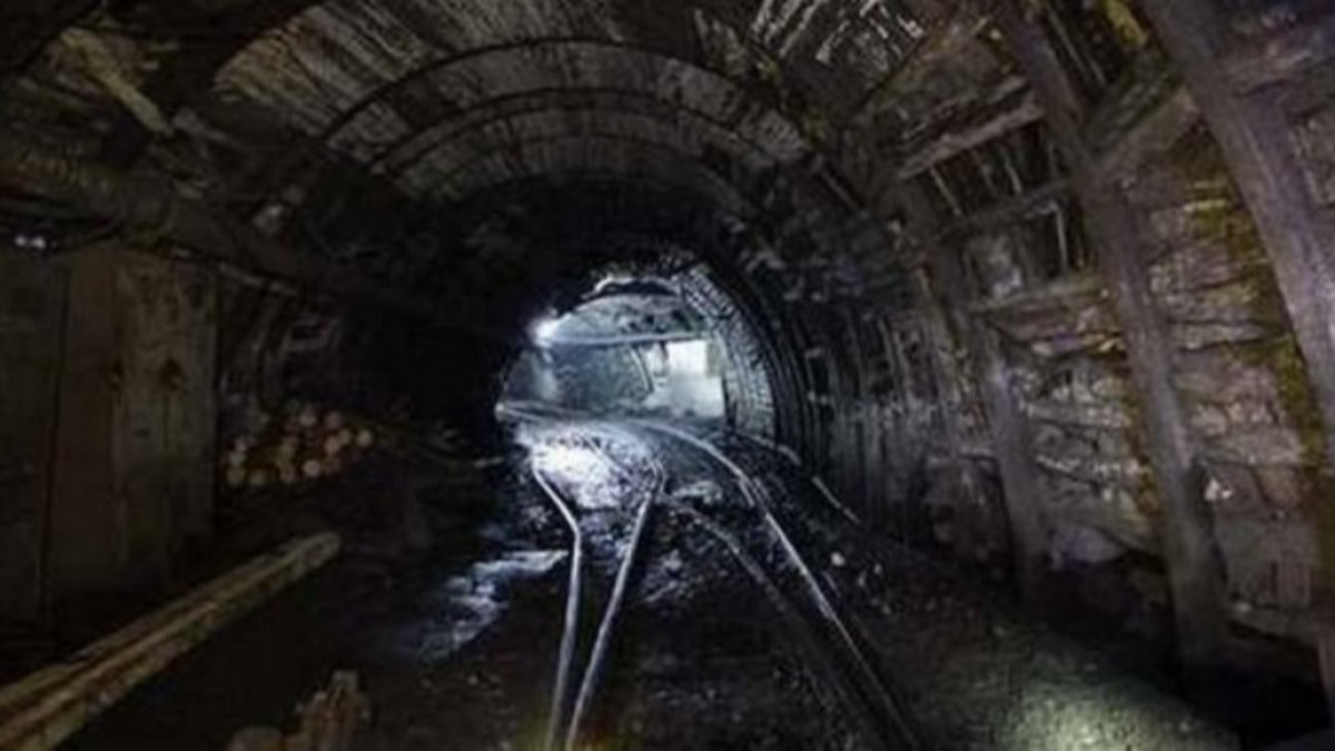 Kolombiya'da, 3 gündür mahsur kalan madenciler kurtarıldı