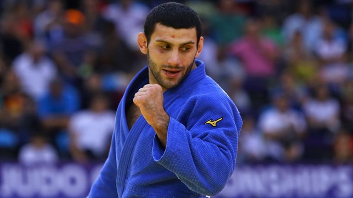 Milli judocu Vedat Albayrak, Macaristan'da altın madalya aldı