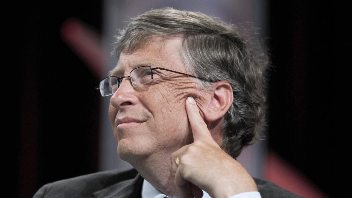 Bill Gates: 2021'in başında koronavirüs aşısına kavuşabiliriz